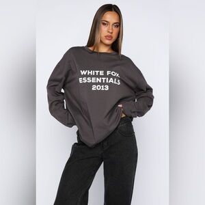 NWT White Fox Boutique Feel The Vibe Long Sleeve Tee Charcoal